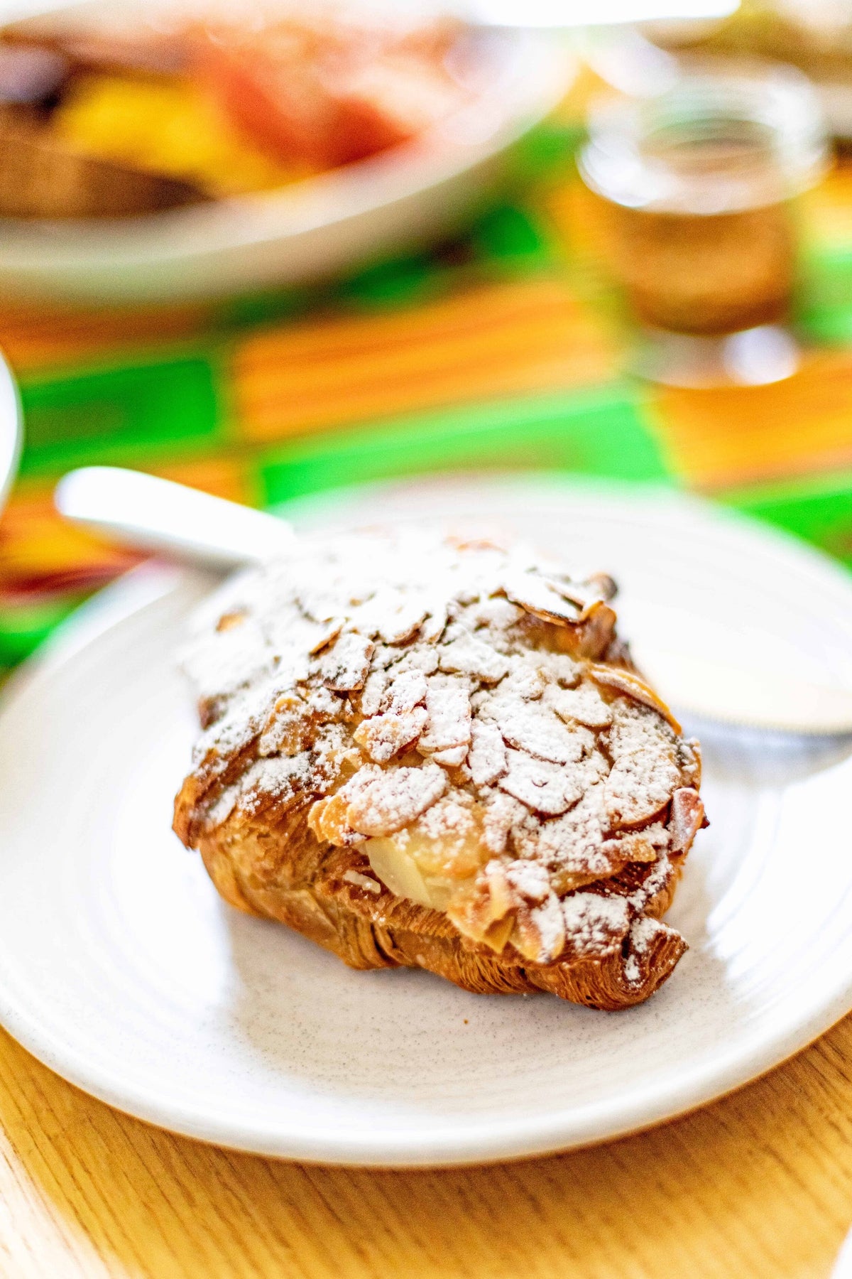 ALMOND CROISSANT