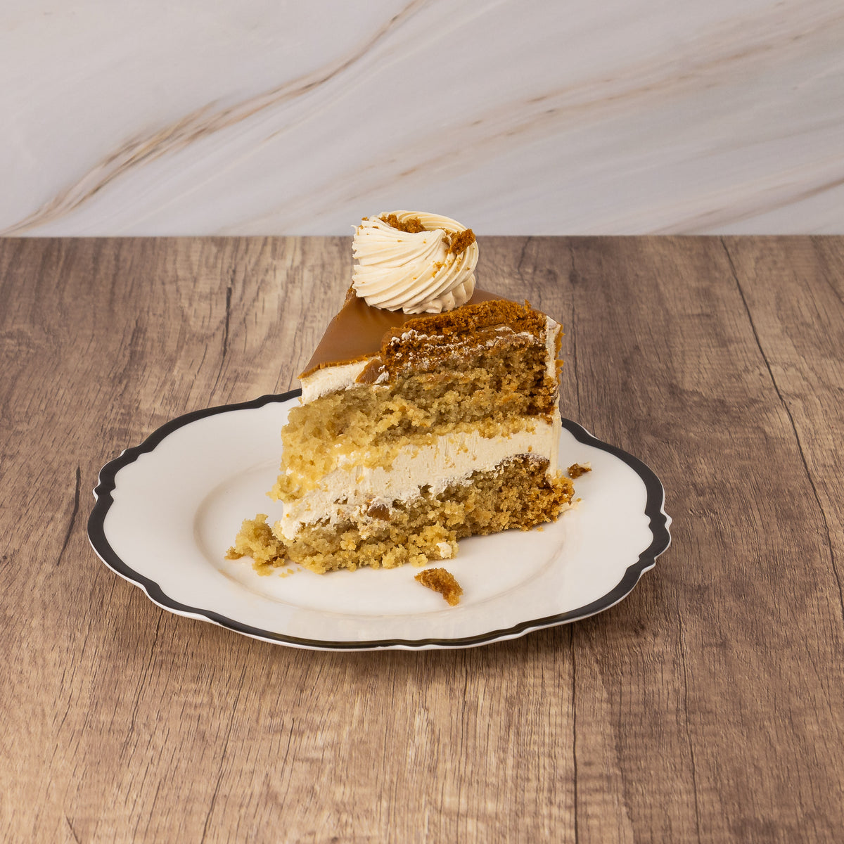 Vegan Vanilla Lotus Buttercream Cake